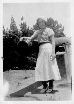 1936 Winifred Millard
Lois's mother Win was born in 1914. This shot, in 1936, shows a young 22 year old woman.
