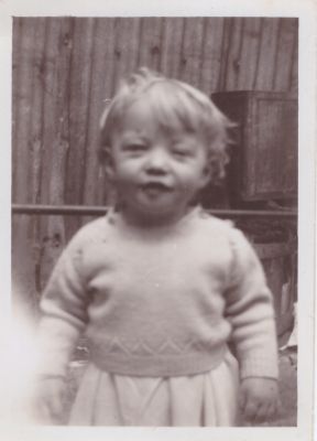 1948 Lois
