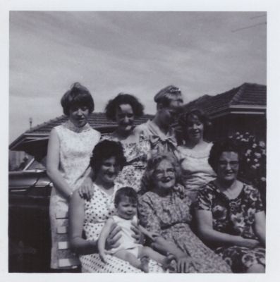 1966 family shot Lois and Bev with Win and Maud and others
