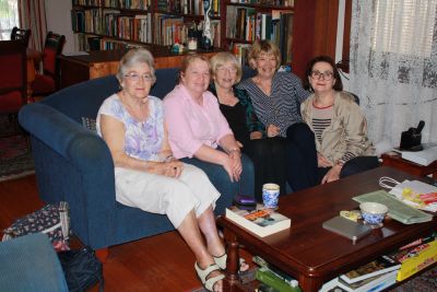 2017-03-31 Lois with old friends
A great shot of Lois with longstanding friends Jenny Roberts, Jenny Kimpton and Rosemary Wilson.
