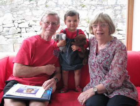 tim and lois with elsie