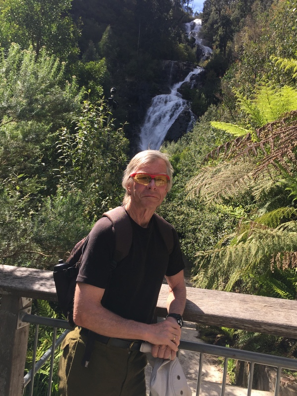 Nov 2021 Tim bushwalking