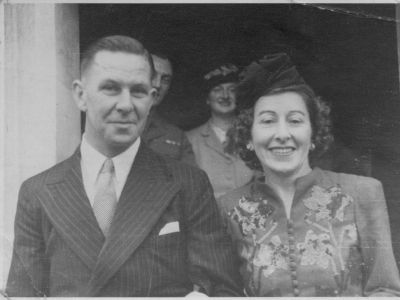 1946 marriage of Erik Gunnar Erickson and Betty Carrucan
Erik Gunnar met Betty Carrucan while drilling water bores in Stawall soon after the war. Betty was a teacher at Stawall High School. They married on 2 July 1946 in the Stawall Catholic Church. By that time, Gunnar had changed the spelling of his family name from Eriksson to Erickson. He said in later life that this was to avoid confusion in the spelling.
